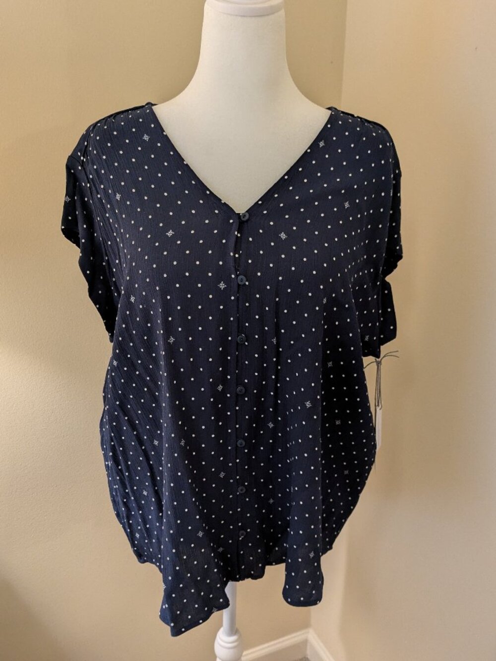 NWT Liz Claiborne XXL Navy Polka Dot Blouse Button Front Lightweight Top